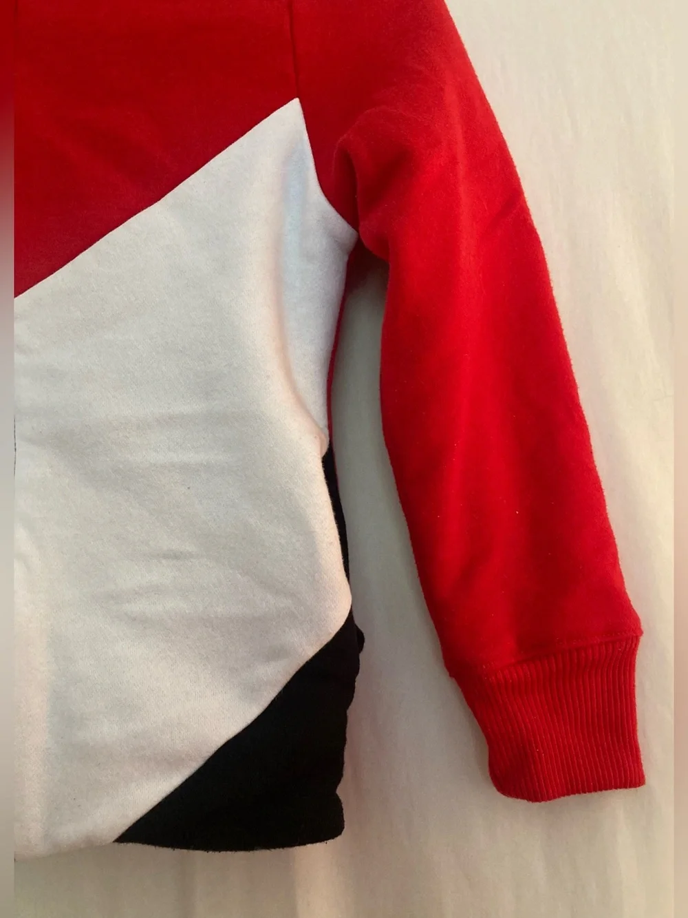 The Children's Place Red White & Navy Colorblock Zip Hoodie Size 5/6
